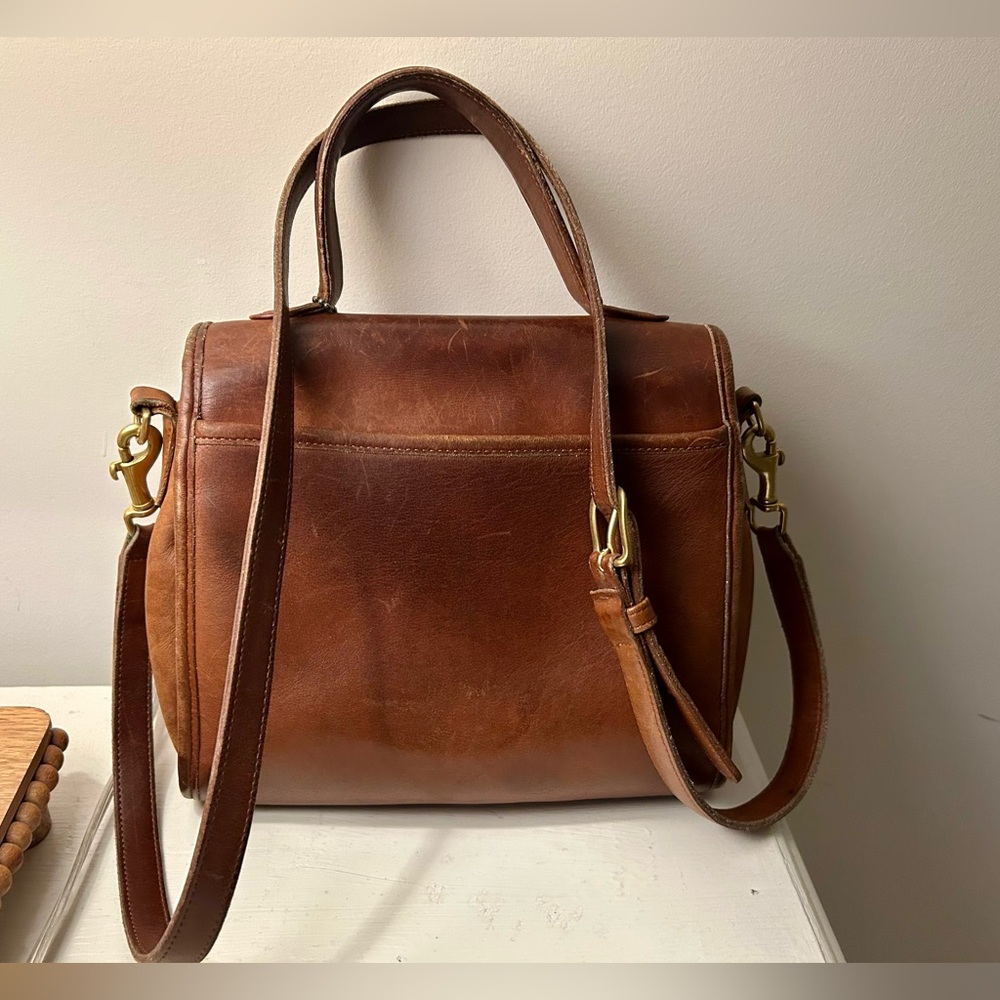 COACH Vintage Bag Style No. H5C- 9977. - Picture 9 of 9